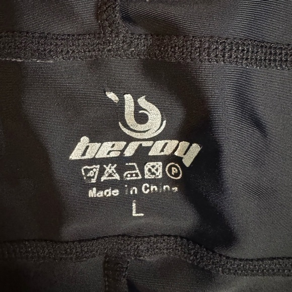 Beroy Padded Woman's Bike Shorts Size Large - Picture 4 of 8